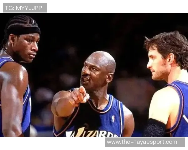 夸梅提醒詹姆斯谨慎挑选身边伙伴以防止重蹈达蒙琼斯覆辙 夸梅提醒詹姆斯谨慎挑选身边伙伴以防止重蹈达蒙琼斯覆辙